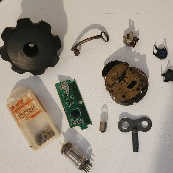 Steampunk bundle cosplay bits and bobs key clock parts bulbs vintage trinkets - Picture 2 of 12